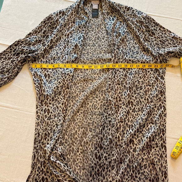 Women’s Chicos Travelers Leopard Print 3/4 Cardigan Rayon Nylon Blend Size XL - Picture 6 of 7